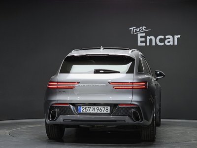 صورة 3 لـ 2021 Genesis GV70