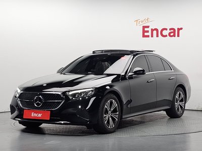 MERCEDES-BENZ E-CLASS - 1
