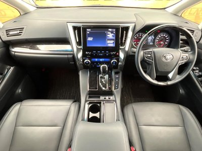 TOYOTA ALPHARD - 2