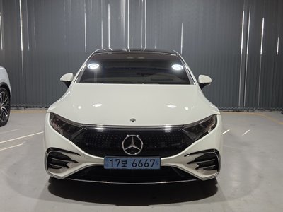 MERCEDES-BENZ EQS - 5