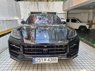 صورة 1 لـ 2024 Porsche CAYENNE