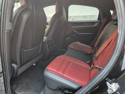 2024 Porsche CAYENNE 缩略图 11