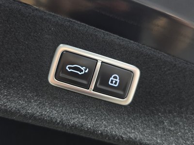 2024 Genesis G80 (RG3) thumbnail 22