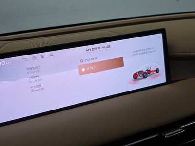 2024 Genesis G80 (RG3) thumbnail 30