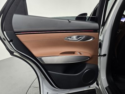 صورة مصغرة 15 لـ 2024 Genesis GV70