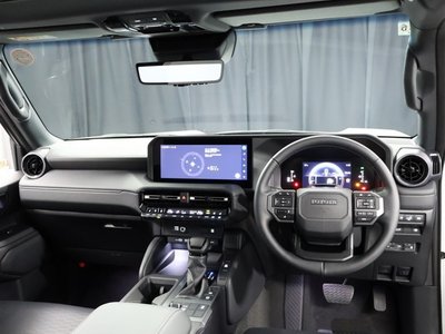 TOYOTA LAND CRUISER 250 - 8