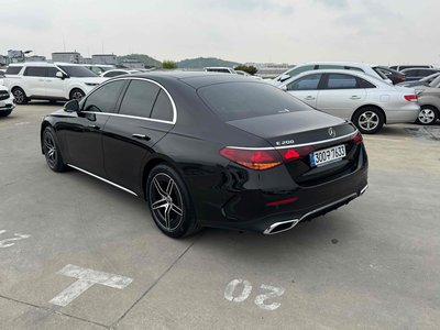 MERCEDES-BENZ E-CLASS - 4