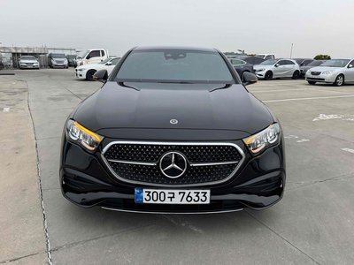 MERCEDES-BENZ E-CLASS - 2