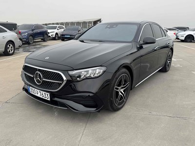 MERCEDES-BENZ E-CLASS - 1