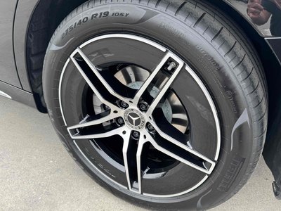 MERCEDES-BENZ E-CLASS - 6