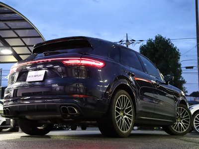 صورة 3 لـ 2018 Porsche CAYENNE