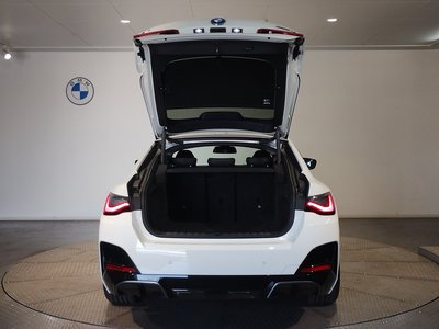 2025 BMW I4 缩略图 46