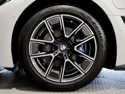 2025 BMW I4 缩略图 40