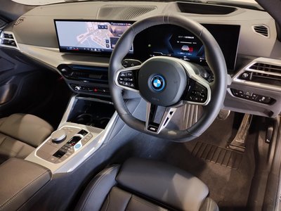 2025 BMW I4 缩略图 15