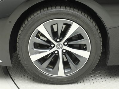 صورة مصغرة 30 لـ 2021 Lexus LS