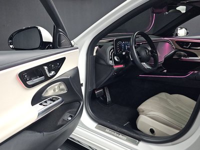 MERCEDES-BENZ E-CLASS - 10