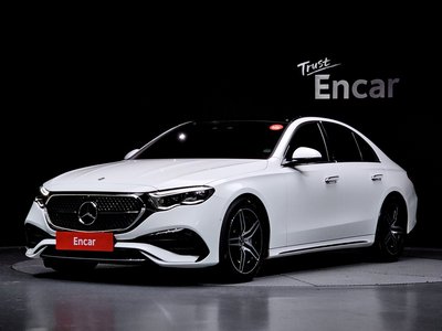 MERCEDES-BENZ E-CLASS - 1