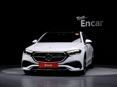 MERCEDES-BENZ E-CLASS - 2