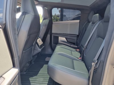 2025 Tesla CYBERTRUCK — миниатюра 13