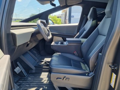 2025 Tesla CYBERTRUCK — миниатюра 11