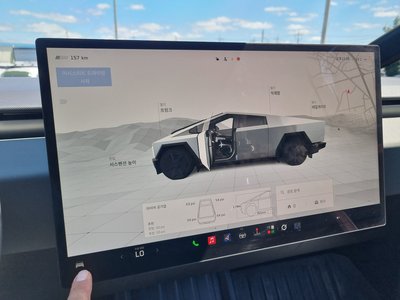 2025 Tesla CYBERTRUCK 照片 9