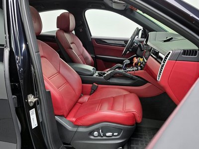 PORSCHE CAYENNE - 10