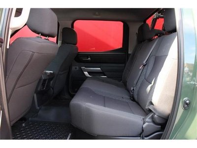 2022 Toyota TUNDRA photo 10