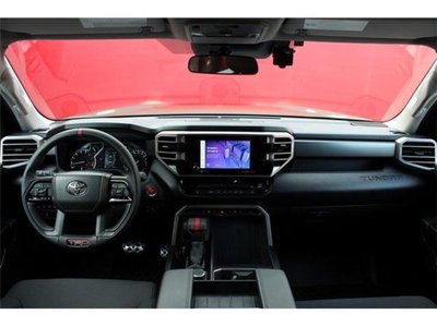 2022 Toyota TUNDRA — миниатюра 21