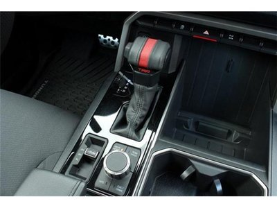 2022 Toyota TUNDRA — миниатюра 38