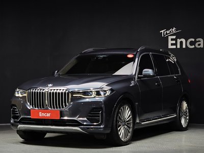 BMW X7 - 1