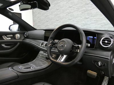 MERCEDES-BENZ E-CLASS - 6