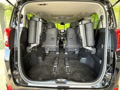 TOYOTA ALPHARD - 10