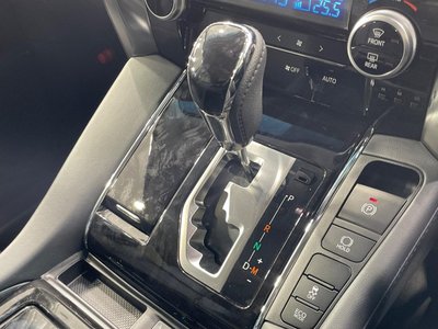 2023 Toyota ALPHARD — миниатюра 34