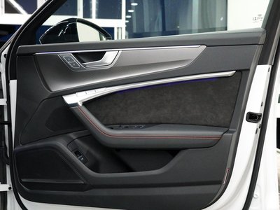 2021 AUDI RS6 AVANT — миниатюра 41