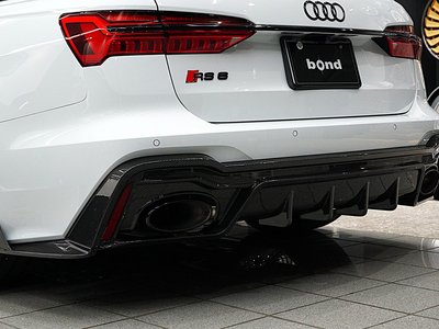 2021 AUDI RS6 AVANT — миниатюра 17