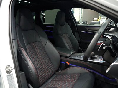 2021 AUDI RS6 AVANT — миниатюра 32