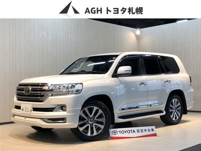 TOYOTA LAND CRUISER 200