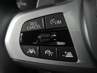 صورة مصغرة 31 لـ 2021 BMW X3