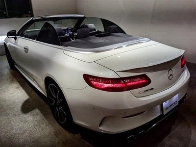 MERCEDES-BENZ E-CLASS - 3