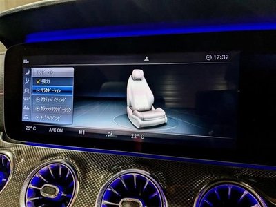 MERCEDES-BENZ E-CLASS - 8