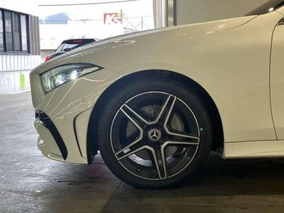 MERCEDES-BENZ CLS - 7