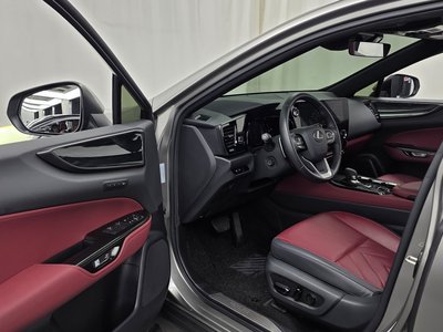 2023 Lexus NX — миниатюра 13