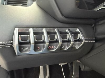 2015 Lamborghini AVENTADOR 缩略图 28