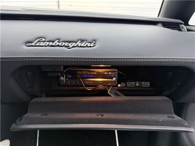 2015 Lamborghini AVENTADOR 缩略图 31
