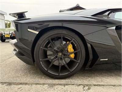 2015 Lamborghini AVENTADOR 缩略图 14