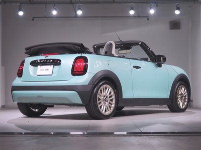 2026 MINI COOPER CONVERTIBLE photo 7