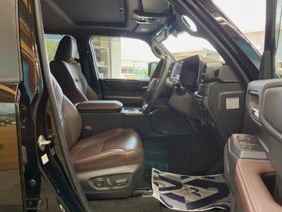 TOYOTA LAND CRUISER 250 - 7
