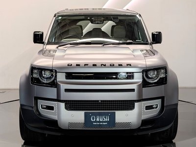 LAND ROVER DEFENDER - 10
