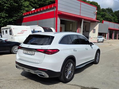 2024 Mercedes-BENZ GLC photo 7