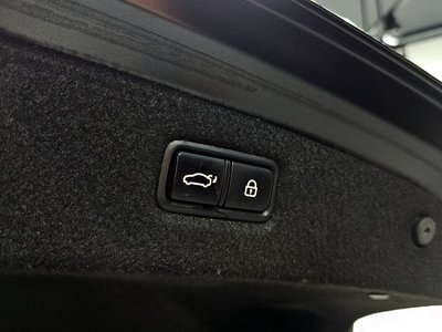 2019 Genesis G90 — миниатюра 20